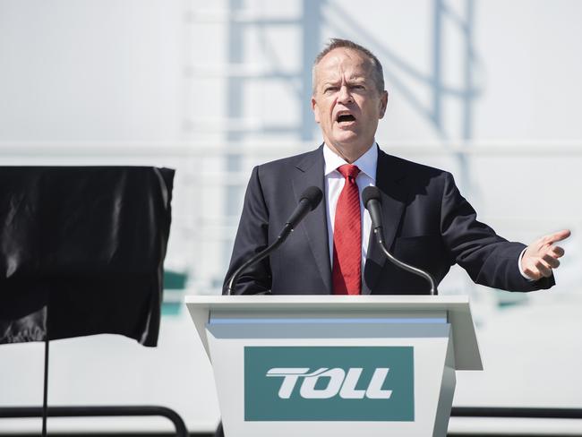 Bill Shorten speaks at the official naming ceremony for Australia's newest and biggest cargo ship, Victorian Reliance II (VRII) in Port Melbourne, Sunday, February 24, 2019. (AAP Image/Ellen Smith) NO ARCHIVING