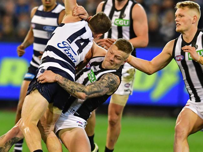 War of words erupts over Cats-Pies jumper clash