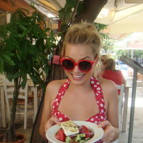Margot Robbie travelling