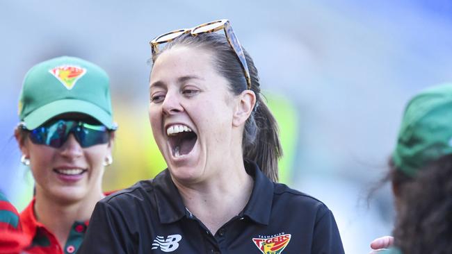 Injured Tigers spinner Molly Strano hasn’t played since February 1. (Photo by Simon Sturzaker/Getty Images)