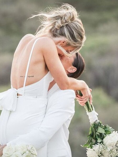 Emily Gielnik during her wedding to Temica Sayer. Picture: Joseph Mayers Photography