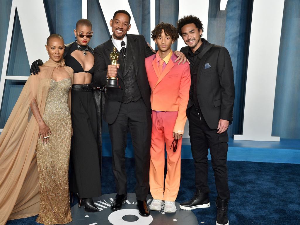 (L-R) Jada Pinkett Smith, Willow Smith, Will Smith, Jaden Smith and Trey Smith attend the 2022 Vanity Fair Oscar Party. (Photo by Lionel Hahn/Getty Images)