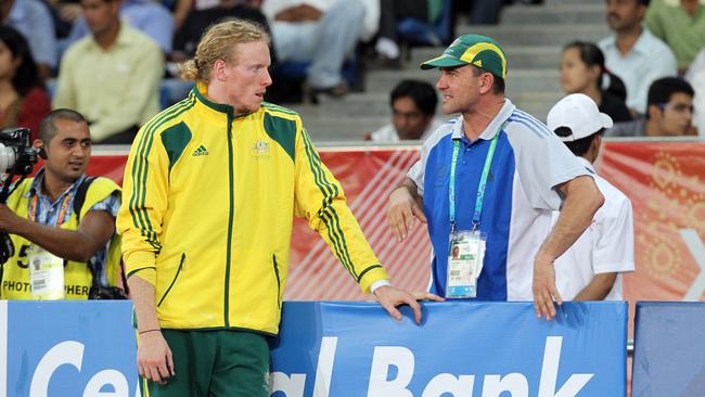 Steve Hooker with Alex Parnov at the 2010 Commonwealth Games in India.