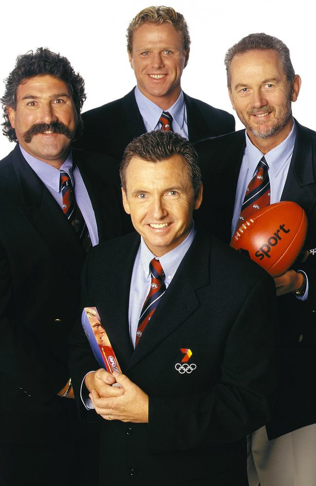 Walls with Robert DiPierdomenico, Dermott Brereton and Bruce McAvaney during his media days.