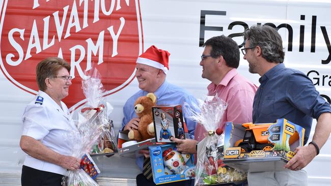 L-R: Salvation Army officer Judy Salter, GDSC CEO Nathan Whiteside 2GF presenter Richie Williamson and Daily Examiner editor Bill North at the 2019 Bushfire Christmas Appeal