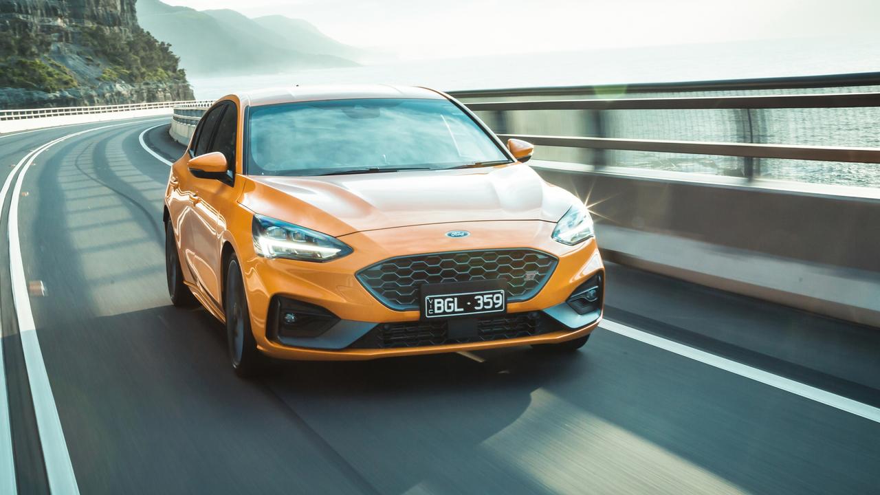 The Ford Focus ST now comes with an automatic transmission.