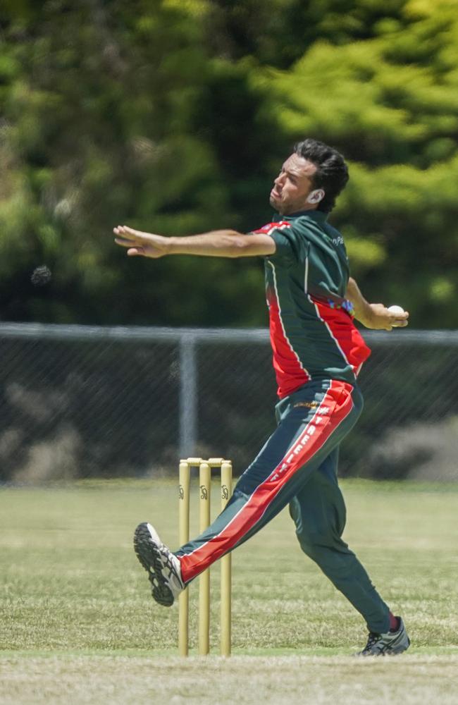 Pat Jackson bowling for Pines. Picture: Valeriu Campan