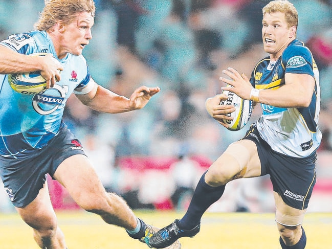 SYDNEY, AUSTRALIA - MAY 03: Michael Hooper of the Waratahs in action during the round 12 Super Rugby match between the Waratahs and the Hurricanes at Allianz Stadium on May 3, 2014 in Sydney, Australia. (Photo by Mark Metcalfe/Getty Images)