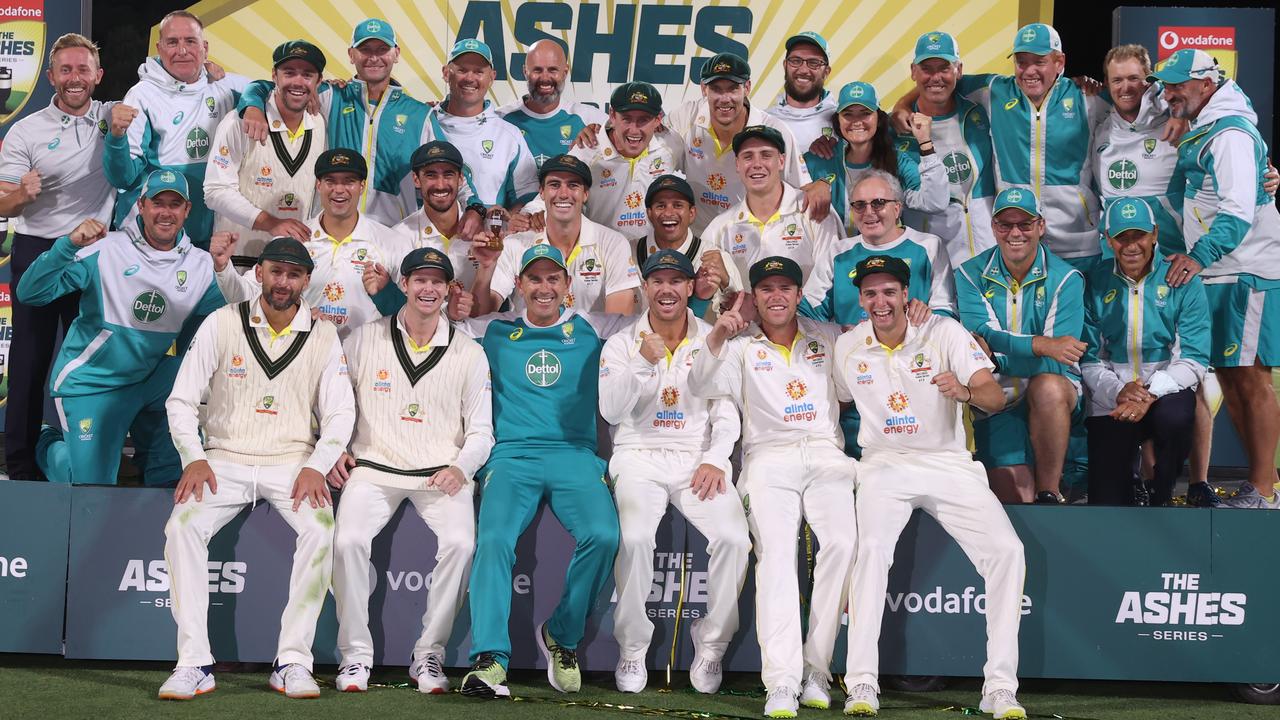 Irate cricket fans vent their fury after Ashes ticket disaster