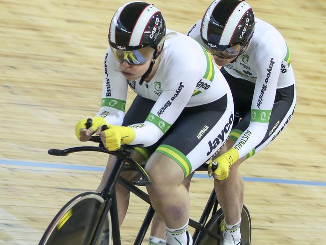 Jessica Gallagher (VIC) and Madison Janssen (QLD) claimed bronze in the tandem one kilometre time trial, stopping the clock after the four laps of the track in 1min 7.575secs. Picture: Cycling Australia