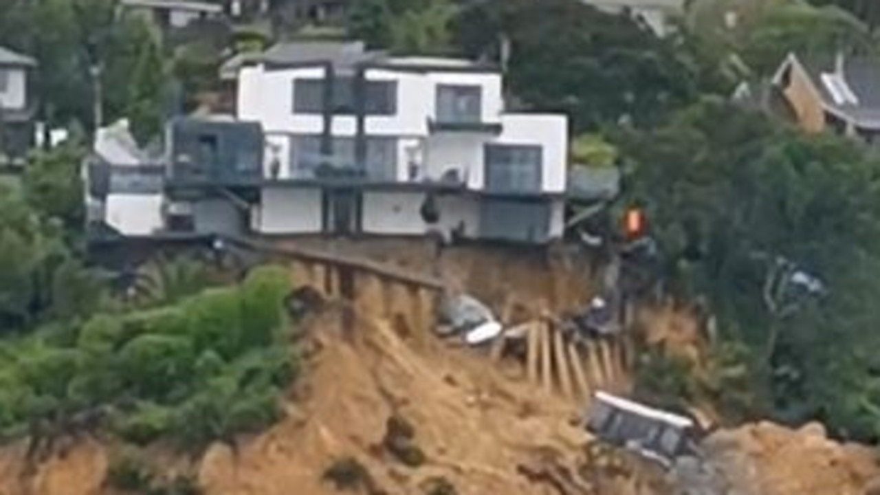 $5 million home wiped out in weather chaos – news.com.au