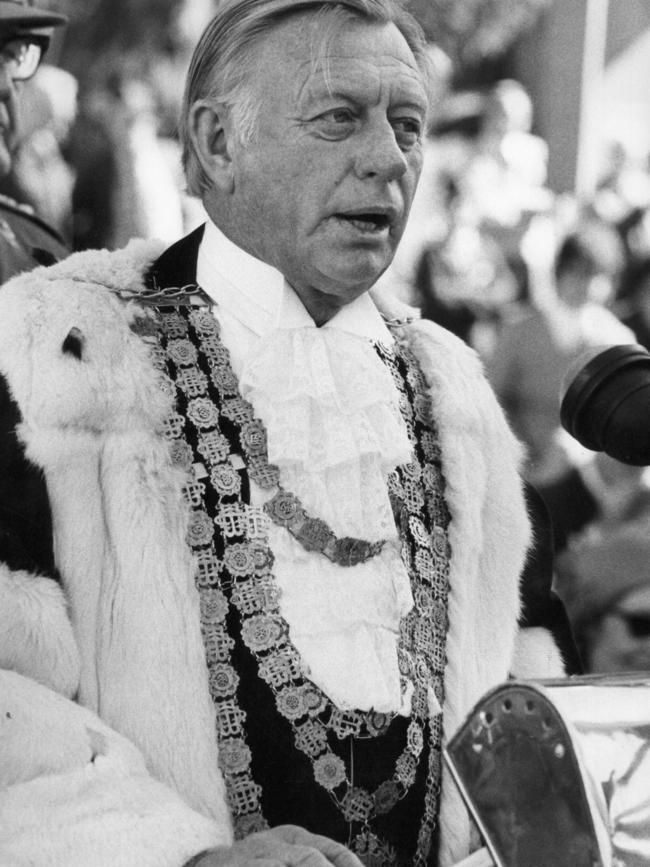 Former Lord Mayor of Brisbane Clem Jones.