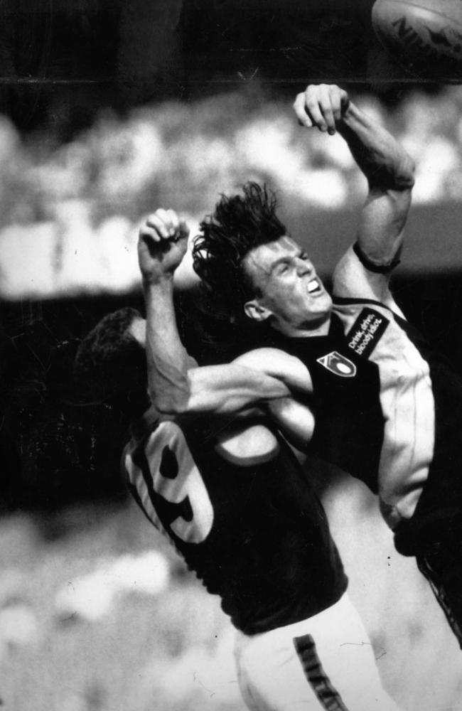 Richmond's Brendon Gale spoils Melbourne's Darren Bennett during a clash in 1992. Picture: Ian Baker
