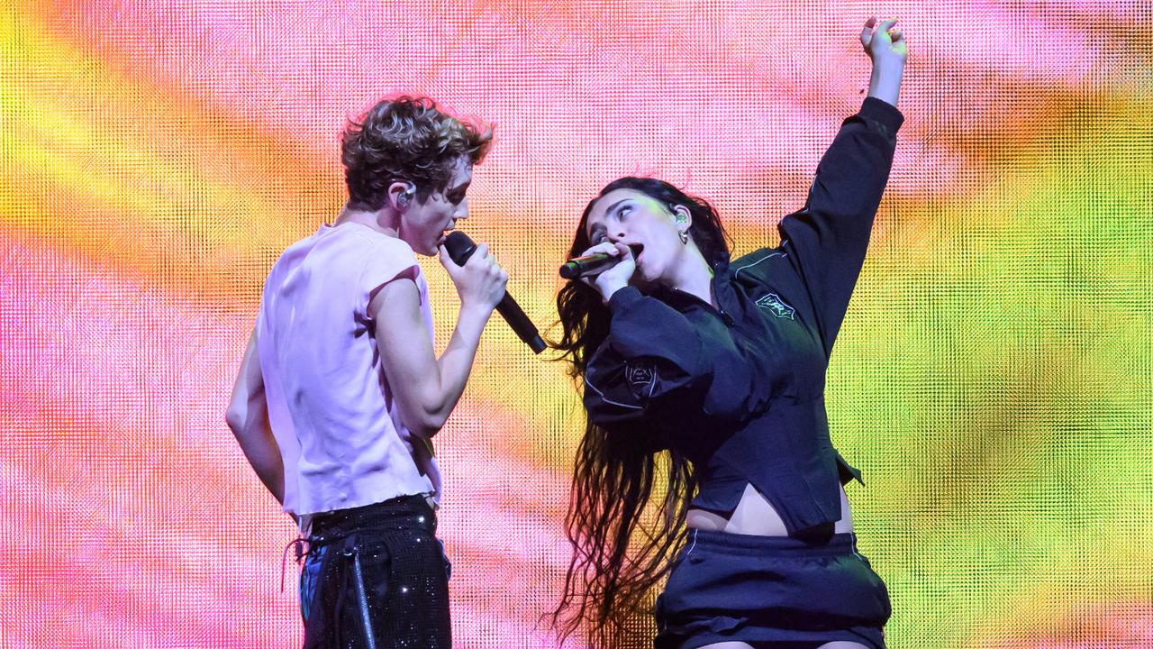 Troye Sivan and Charli XCX during the Something to Give Each Other Tour at OVO Arena Wembley on June 27, 2024 in London, England. Photo: Katja Ogrin/Redferns)