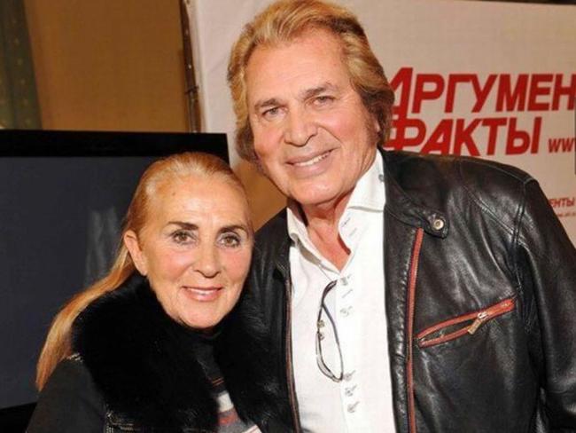 Engelbert Humperdinck with wife Patricia.