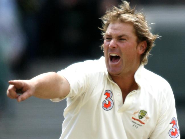 Australian bowler Shane Warne appeals for a wicket in Day Three of the Fourth Ashes Test at the Melbourne Cricket Ground, Australia, December 28, 2006. Australia leads the best of 5 series 3-0. (Photo by Jamie McDonald/Getty Images)