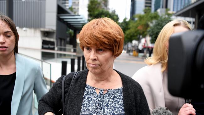 Julene Thorburn put on a wig before leaving court. Picture: NCA NewsWire / Dan Peled