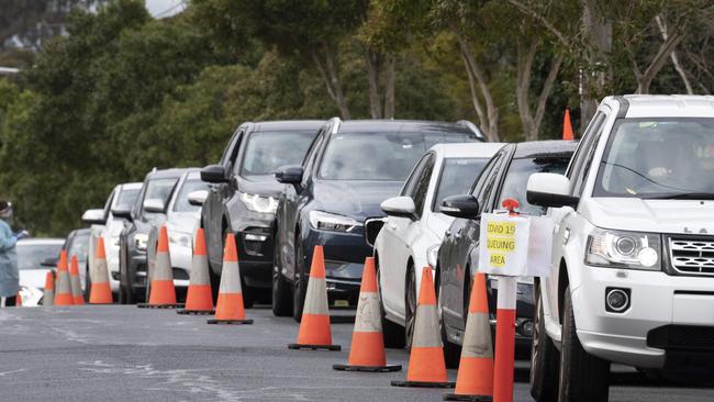 Landale St in Box Hill is clogged up with people waiting to get Covid tests. Picture: Rob Leeson