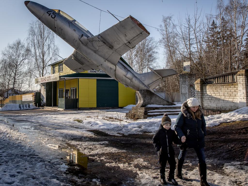 Belarussian Partisans Bomb Russian Aircraft Near Minsk | The Australian