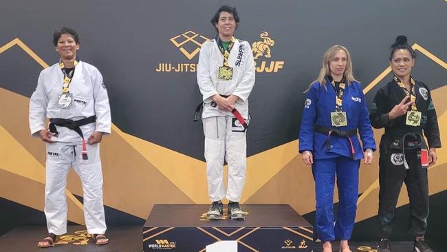 Left: Silver Medalist – Zareena May from Portal Jiu Jitsu in Ballina at the World Masters competition in Las Vegas, USA.