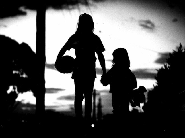 29/12/1994 PIRATE: Children in silhouette 19 May 1993. sex crimes pedophile paedophile child abuse victim girl Pic. Supplied