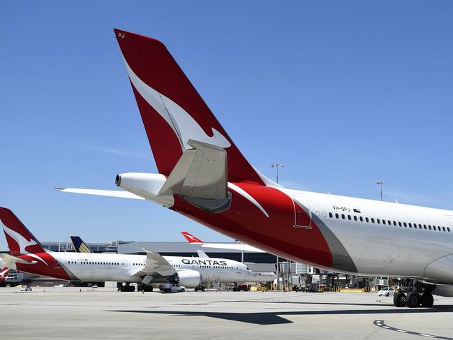 MELBOURNE, AUSTRALIA - NewsWire Photos NOVEMBER 22, 2021: QANTAS planes parked at Melbourne Airport. Picture: NCA NewsWire / Andrew Henshaw