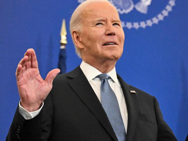 TOPSHOT - US President Joe Biden arrives to speak at the State Department in Washington, DC, on January 13, 2025, as he delivers his final foreign policy speech. (Photo by ROBERTO SCHMIDT / AFP)