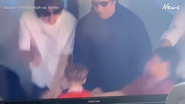 Liam Gallagher trolls a young Manchester United fan