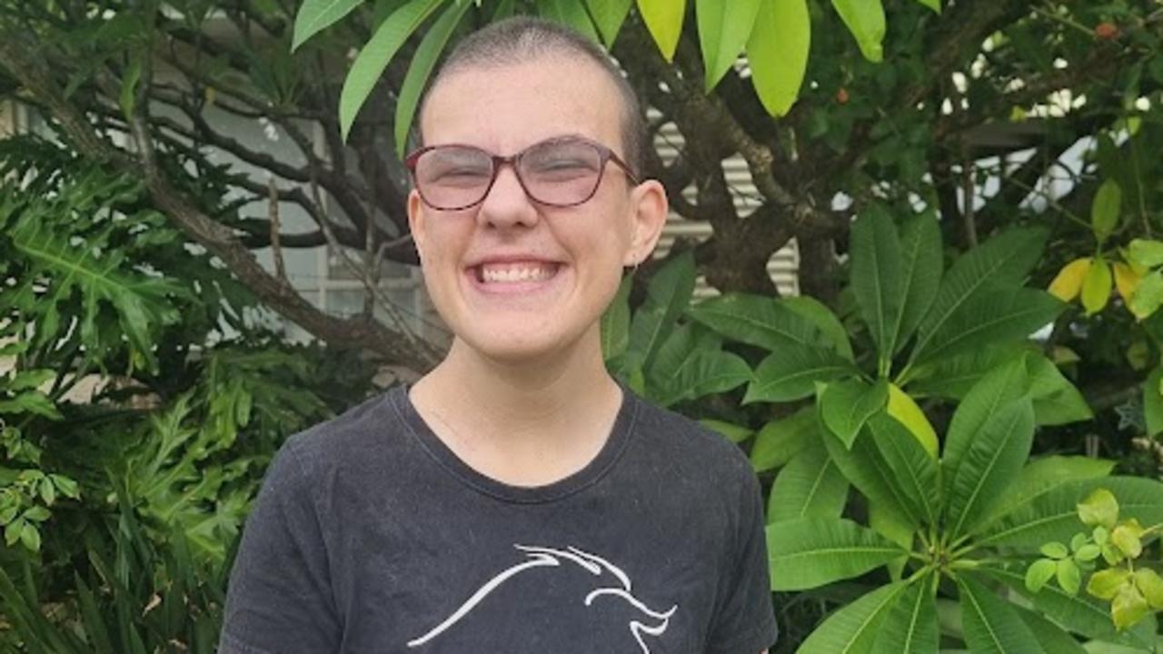 ‘I thought it was a pimple on my neck’: Young woman’s devasting diganosis