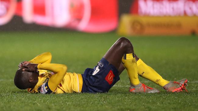 Anguish for Cenrtral Coast Mariners attacker Alou Kuol. Picture: Mark Kolbe/Getty Images