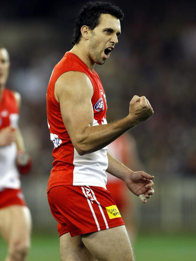 Nick Davis became a premiership player at Sydney.