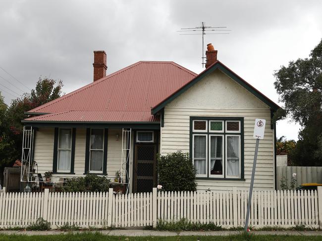 MELBOURNE, AUSTRALIA - NewsWire Photos APRIL 09, 2021:  Generic housing stock in suburbs of Melbourne, Victoria. Picture: NCA NewsWire / Daniel Pockett