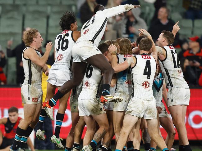 AFL erupts over ‘unbelievable’ matchwinner