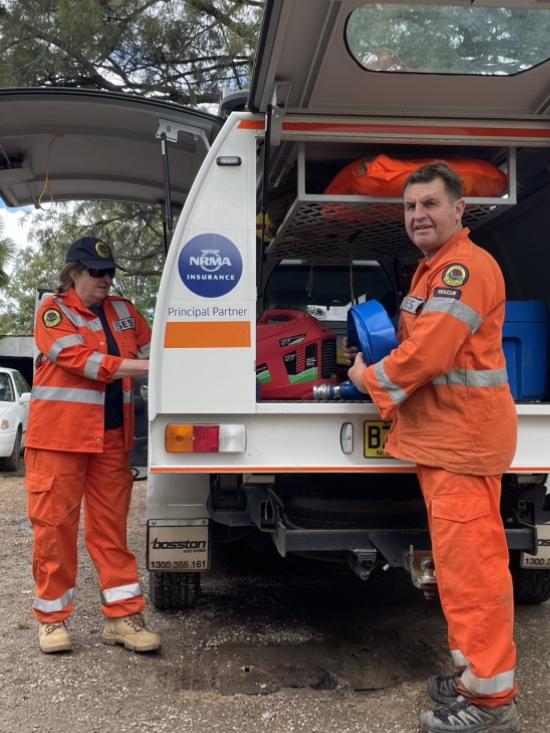 SES Molong crew’s Sue Condon (left) and Dave Townsend.