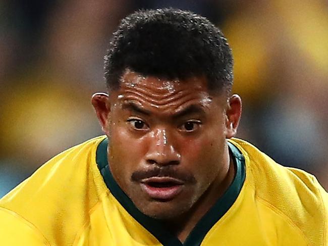 SYDNEY, AUSTRALIA - AUGUST 18: Tatafu Polota-Nau of the Wallabies runs the ball during The Rugby Championship Bledisloe Cup match between the Australian Wallabies and the New Zealand All Blacks at ANZ Stadium on August 18, 2018 in Sydney, Australia. (Photo by Mark Kolbe/Getty Images)