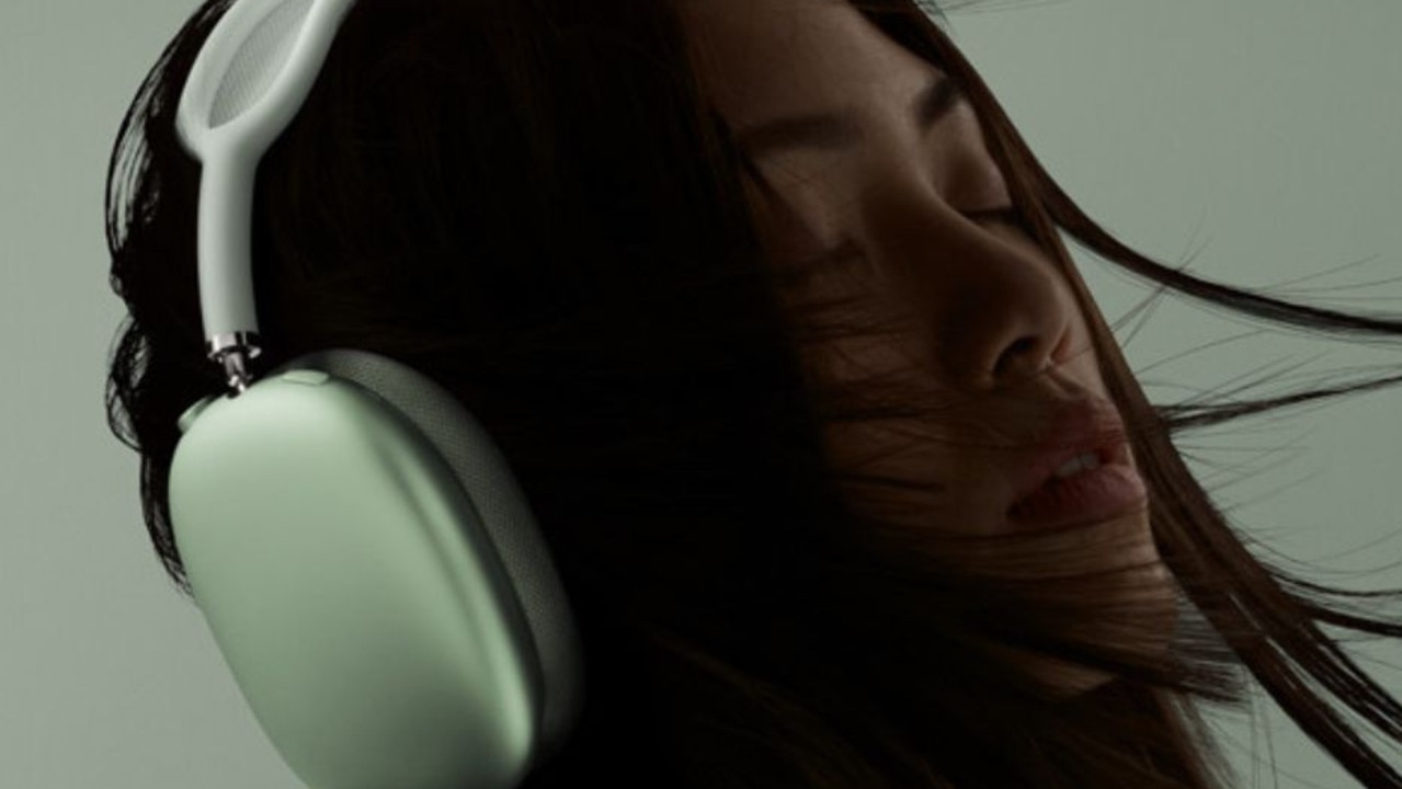 Shop all sorts of Apple audio wear on sale this Cyber Monday. Image: Amazon Australia