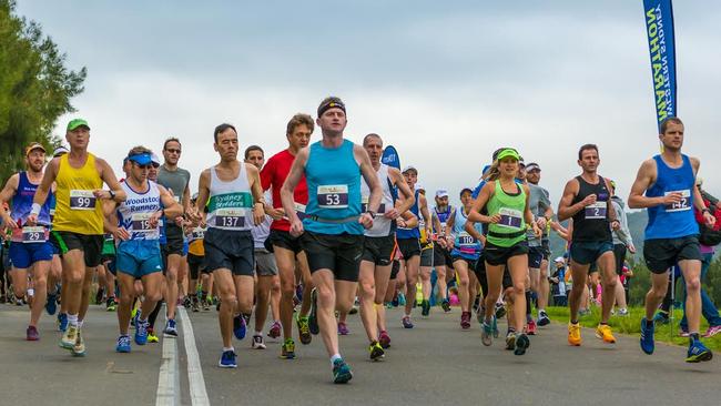 The start of the Western Sydney Marathon at the Regatta Centre. (Photo: John Rohloff)