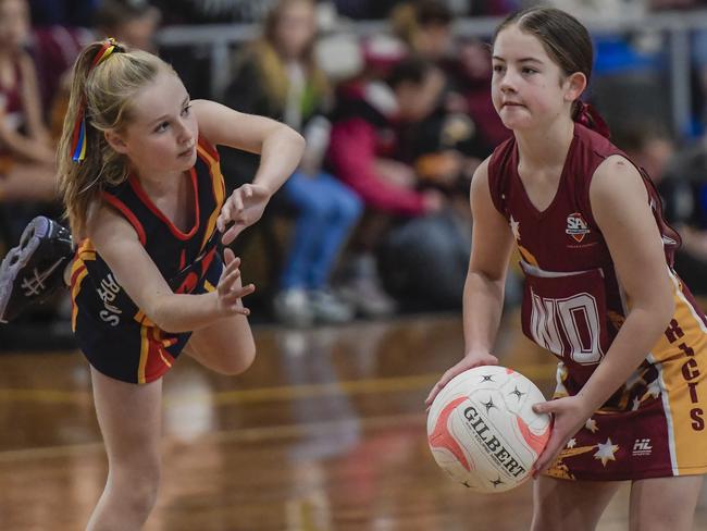 Sapsasa Country Netball Carnival final day.Court 2. Gawler vs Murray Lands.Wednesday June 29 2022. Pic Roy VanDerVegt