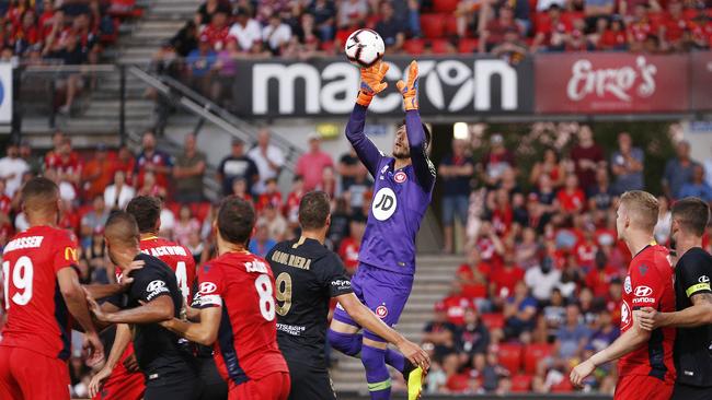 Wanderers goalkeeper Vedran Janjetovic saves a goal attempt. Picture: Daniel Pockett/Getty Images