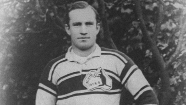 Australian RL player Dally Messenger in circa 1908 photo.