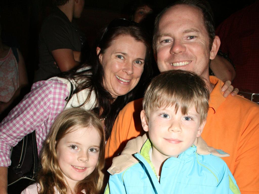 <p>Leanne, Steve, Sarah and Nicholas take in the action of the celebrity horse race at the Mardi Gras. Photo Deanna Millard / Warwick Daily News</p>