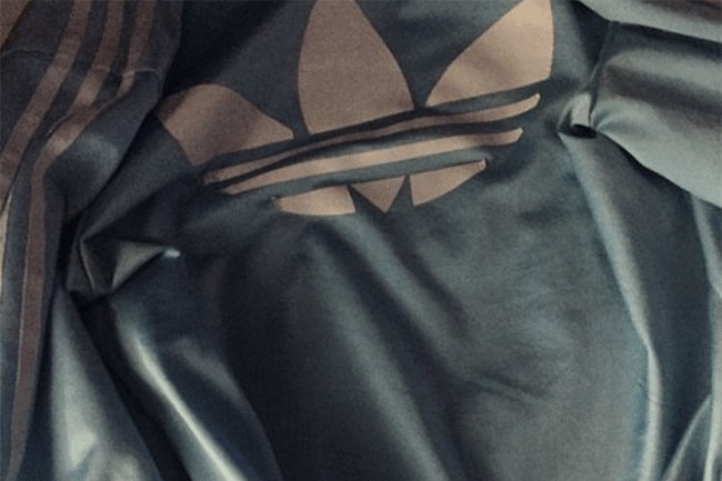 Adidas jacket colour clearance trick