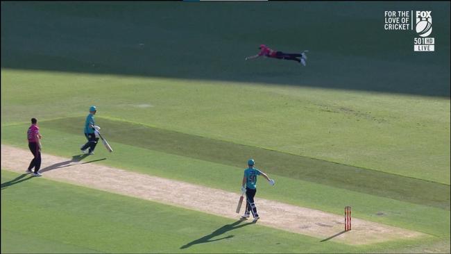 A side-on view of Sean Abbott’s stunning catch. Picture: Fox Cricket