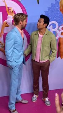 Barbie co-stars’ tense red carpet exchange