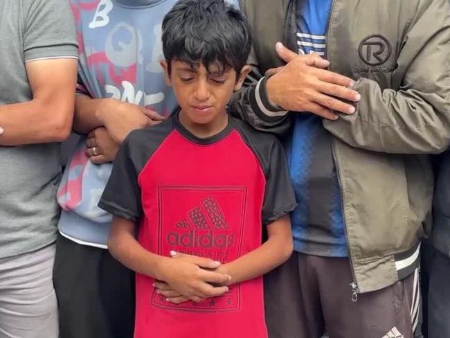 Israeli fire kills and wounds dozens near Gaza food distribution site