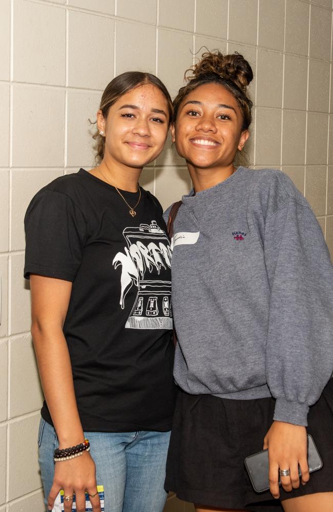 Shanae Corowa and Ludia Kofe experience a day in the life of a uni student at CQUniversity's Mackay Uni Experience. Picture: Michaela Harlow