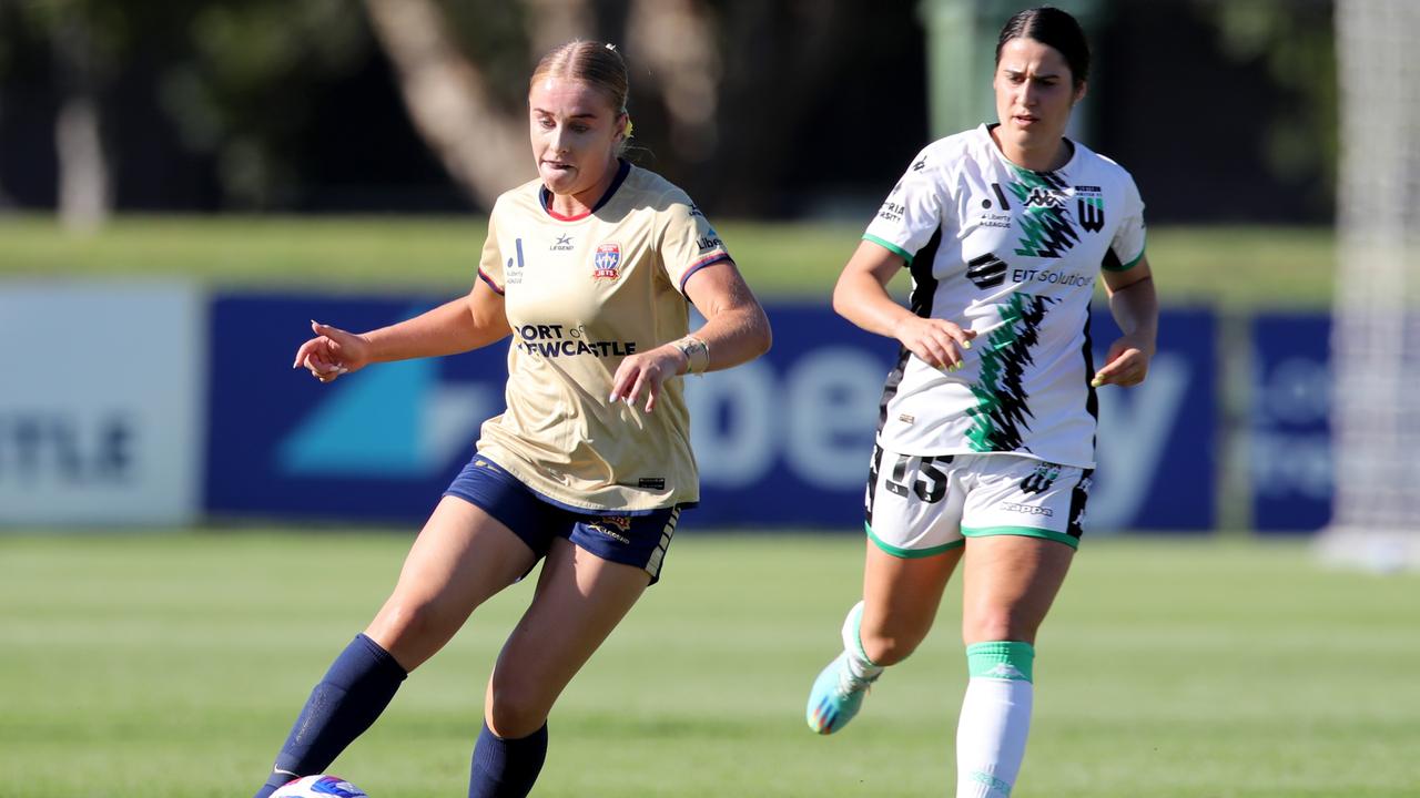 Lara Gooch of the Emerging Jets. Photo: Grant Sproule | Newcastle Jets