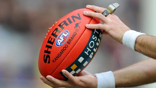 Border footy leagues have had to hold off on returning to play over confusion around the border bubble rules. Picture: AAP Image/Joe Castro