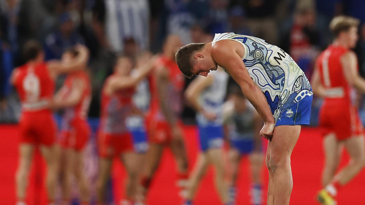 An interchange blunder cost the Roos a thrilling win. Pic: Michael Klein