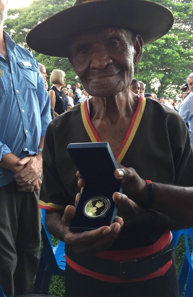 One of the last surviving Fuzzy Wuzzy Angels is honoured in PNG. Picture: Justin Lees